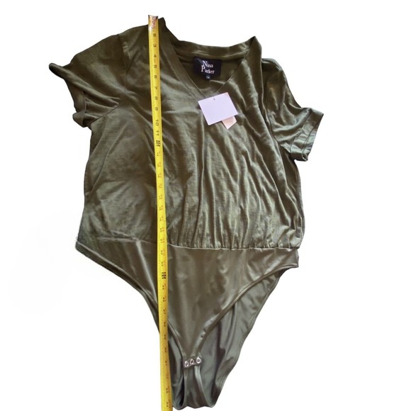 NWT Nina Parker Women's Plus Trendy V-Neck Tee Bodysuit Ivy Green  Size 2X - Picture 11 of 14